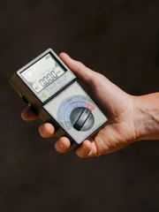 Messgerät für elektromagnetische Felder