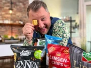 Wie gut sind Linsenchips, und was steckt eigentlich drin? Produktentwickler Sebastian Lege zeigt, ob Chips aus Linsen eine echte Alternative zu Kartoffelchips sein können.