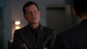 Al Burns (Dylan Walsh)