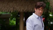 Alex Walker (Christian Kane)