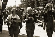 DDR in 10 Minuten - DDR = «Frauenland»? Folge 4 Arbeiterinnen auf Bau