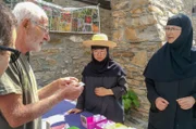 Einmal im Jahr öffnet das Kloster seine Tore, um Samen aus selbst gezogenem Gemüse an Interessenten zu verteilen.