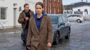 Kommissarin Ria Larsen und ihr Kollege Michael Brandt.