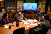 (l-r) Vella Lovell as Mikaela, Bobby Moynihan as Jayden, Holly Hunter as Arpi, Mike Cabellon as Tommy