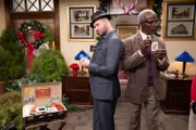 L-R: Taryn Digiacomo (Taran Killam), Nelson (Roy Lee Jones)