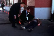 Law & Order Season12 Ep SLAUGHTER, Law & Order Season12, regie USA 2001-2002, Darsteller Jerry Orbach, Jesse L. Martin