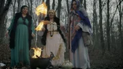Die Hexen führen Rituale am Hexenteich durch, einem Ort in den Wäldern von Bukarest, an dem Vlad Tepes hingerichtet wurde.