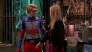 Henry Hart (Jace Norman)