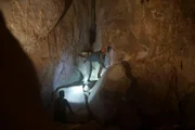 In den Grand Canyon Caverns suchen Höhlenforscher nach unentdeckten Gängen.