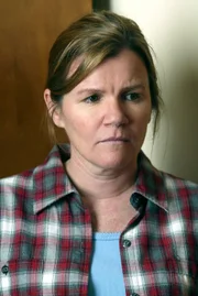 Mare Winningham as Sandra Blaine