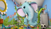 Elefant Ellington wartet in Wisspers Zimmer auf das kleine Mädchen.