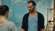 Jonas (Loris Freeman) soll Zoé (Ariane Labed) helfen, ihren Glanz als Primaballerina wieder herzustellen. Verborgen in einem unscheinbaren Keller trainiert Zoé unerbittlich, um sich zu beweisen.