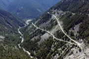 Wer über den Heckman Pass fahren will, braucht starke Nerven.