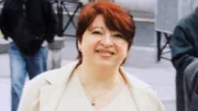 Sylvie Darcy kommt bei einem brutalen Überfall zu Tode, ihr Mann François wird niedergeschossen. Ist der Täter wirklich ein Unbekannter?