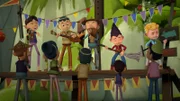 Tashi und Jack amüsieren sich mit der Musikergruppe.