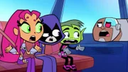 v.li.: Starfire, Raven, Beast Boy, Cyborg