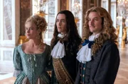 L-R: Palatine (Jessica Clark), Monsieur Philippe d'Orléans (Alexander Vlahos), Chevalier (Evan Williams).