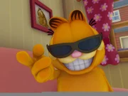 Garfield schlägt Sir Leo vor, eine Zeit lang für ihn einzuspringen, schließlich sehen sich er und der große Star zum Verwechseln ähnlich.