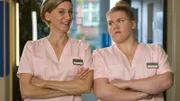Trudi (Mareile Blendl), Doro (Gisa Flake, r.)