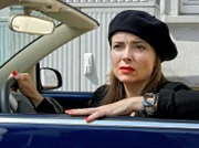 hr-fernsehen GELD.MACHT.LIEBE (3), Böses Erwachen, 19-teilige Fernsehserie, Deutschland 2009. Isabel erlebt eine bittere Überraschung.