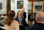 Thomas entschuldigt sich vor laufender Kamera bei Christa mit Bruno Ugate und Yvonne Hornack.