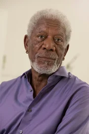 Los Angeles - Morgan Freeman during production at the Albertson Wedding Chapel.