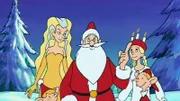 Gulfi, die Sternenstaub-Streuerin, der Weihnachtsmann, Luccia und Jordi nehmen am Weihnachts-Dankfest teil.