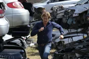 Versucht seinem Auftragskiller zu entkommen und ihn gleichzeitig zu schnappen: Angus "Mac" MacGyver.