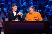Rateteam-Kapitän Elton mit dem ehemaligen Profi-Fussballspieler Thomas Helmer.