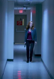 Muss in ein Regierungsgebäude einbrechen, um einem alten Freund zu helfen: Scully (Gillian Anderson) ...