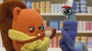 Proviant bei Schneesturm-Warnung: Emil und Pedro finden nur eine einzige Eichel.