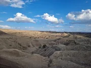 Im Awashtal im Afar-Dreieck wurden weltweit die meisten Fossilien von Frühmenschen gefunden. Sie wurden durch tektonische Bewegungen freigelegt.