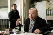 Besprechung im Präsidium: Kommissar Frank Thiel und Prof. Karl-Friedrich Boerne.