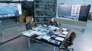 Der Start der B-2 verlief vorschriftsmäßig. Die Ermittler sind zunächst ratlos (Reenactment-Szene).