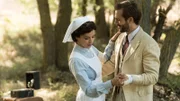Pilar Muniz de Soraluce (Veronica Sanchez), Alejandro (Marc Clotet)
