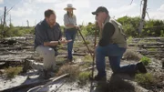 L-R: Josh Gates, Chessy Rica und Steve Carr