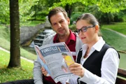 Nils (Florian Stadler, l.); Sibylle (Julia Mitrici, r.)