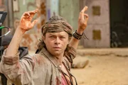 Chris Lynwood (Dane DeHaan)