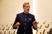 Ryan Clark (Hugh Laurie)