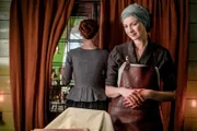(v.li.): Sophie Skelton (Brianna), Caitriona Balfe (Claire Randall Fraser).