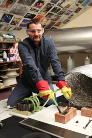 Andy Moir / 5000 Amps Fuse + Tools Melt With High Current