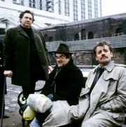 (v.li.): Paul Schremser (Walter Davy), Erwin Drballa (Carlo Böhm), Adolf Kottan (Franz Buchrieser).