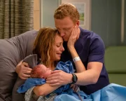 Kim Raver (Dr. Teddy Altman), Kevin McKidd (Dr. Owen Hunt).