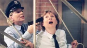 Irene Hermann (Peggy Lukac) alias die "Rote Mamba" hat Jutta (Claudia Loerding) in ihre Gewalt gebracht...