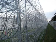 Lockdown blickt hinter die Mauern des Hillsborough County Jail in Florida mit knapp 4000 Häftlingen und seinem Gefängnispersonal.