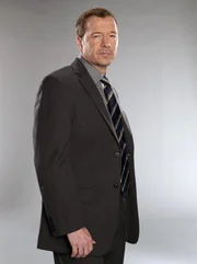 (2. Staffel) - Daniel Reagan (Donnie Wahlberg) ist ein erfahrener Cop, der auch vor unkonventionellen Mitteln nicht zurückschreckt, um die Fälle zu lösen ...