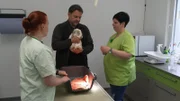 Tierheim Siegen: Selina Küßner, Martin Rütter, Heike Buch (v.l.)