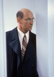Walter Skinner (Mitch Pileggi)