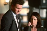 Können sie den Mordfall lösen?: Wayne Rigsby (Owain Yeoman, l.) und Teresa Lisbon (Robin Tunney, r.) ...