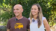 Holländisches Küstenfeeling im eigenen Garten - das wünschen Jeanette Blömen und Bodo Glomb. Wasser gibt es auf dem Grundstück bereits, fehlt nur noch die passende Dünenlandschaft. Frank Riese oder René Pütz bewerben sich um diesen Auftrag. Wer hat das bessere Konzept?